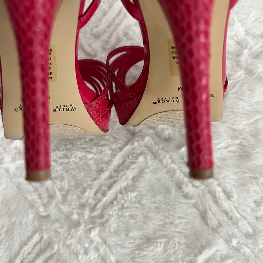 White House Black Market fuchsia heels - Picture 4 of 5